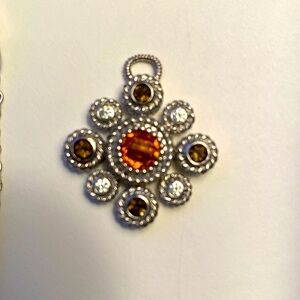 Judith Ripka enhancer